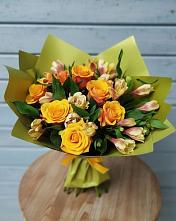 Букет цветов из:  Альстромерии и Розы в Тарногском Городке