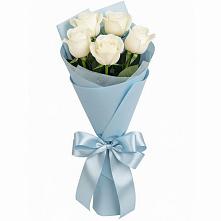 Букет 5 Белых роз Проуд в Тарногском Городке