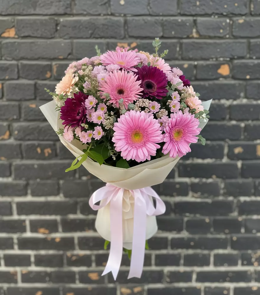 Букет цветов из: Герберы и Хризантемы в Тарногском Городке