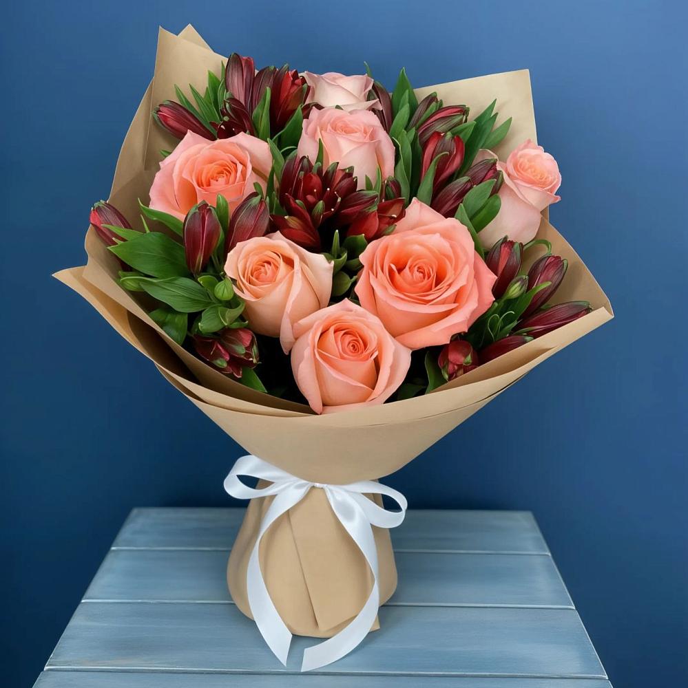 Букет цветов из: Розы и Альстромерии в Тарногском Городке