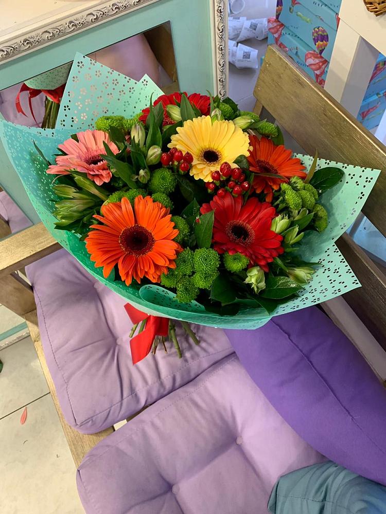 Букет цветов из: Герберы, Хризантемы и Альстромерии в Тарногском Городке