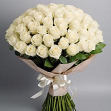 Букет 101 беля роза Белоснежка в Тарногском Городке