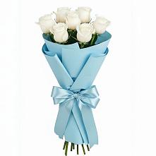 Букет 7 белых роз Проуд в Тарногском Городке