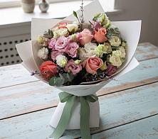 Букет цветов из:  Розы, Лизиантусы и Гвоздики #REPLACE_PRED# Тарногском Городке