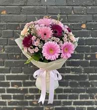 Букет цветов из:  Герберы и Хризантемы #REPLACE_PRED# Тарногском Городке