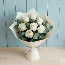 Букет Белые розы в Эвкалипте в Тарногском Городке