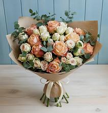 Букет цветов из:  Альстромерии и Розы #REPLACE_PRED# Тарногском Городке